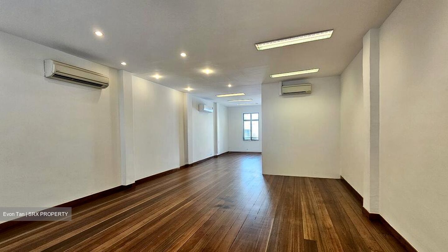Tras Street (D2), Office #504194971